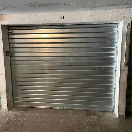 Modern Family 5 Min To +pool +garage Apartamento *